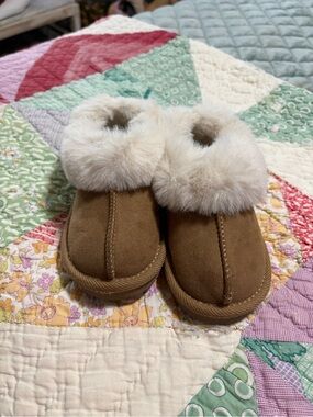 Source Unknown Kids Faux-Fur Cuff Slip-On Slippers - Brown & Cream